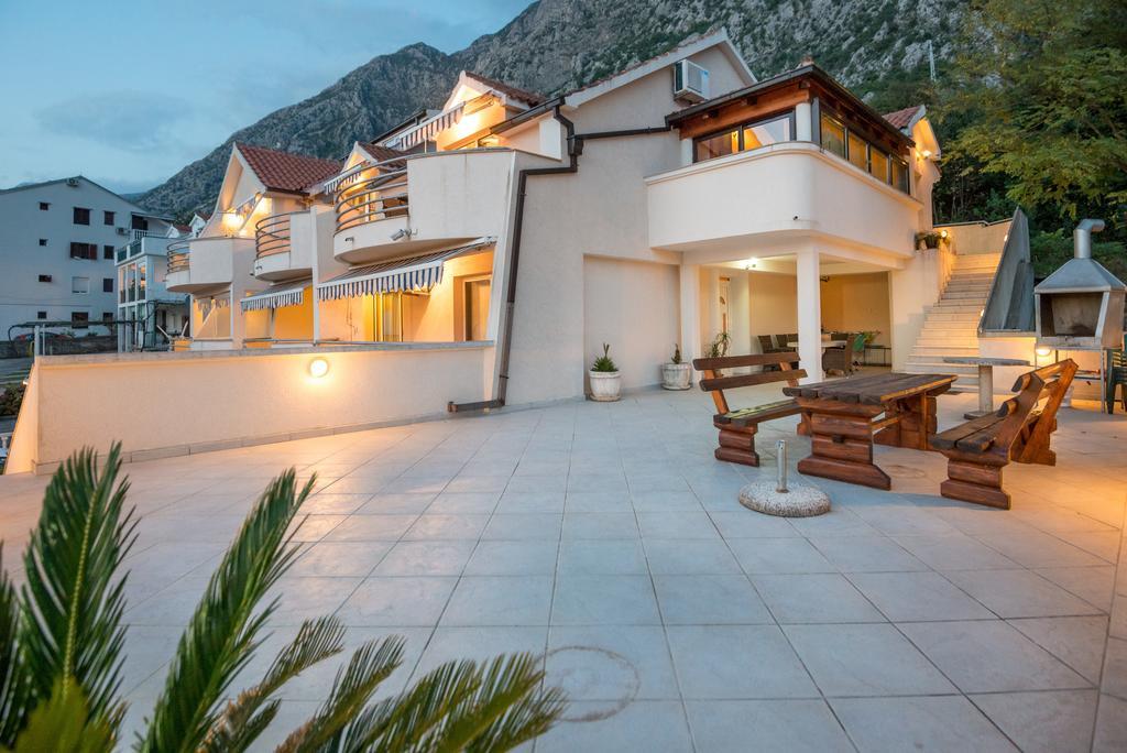 Apartments Ivardić Kotor Zewnętrze zdjęcie