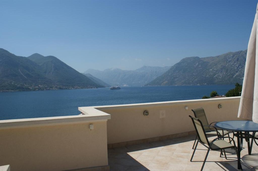 Apartments Ivardić Kotor Zewnętrze zdjęcie